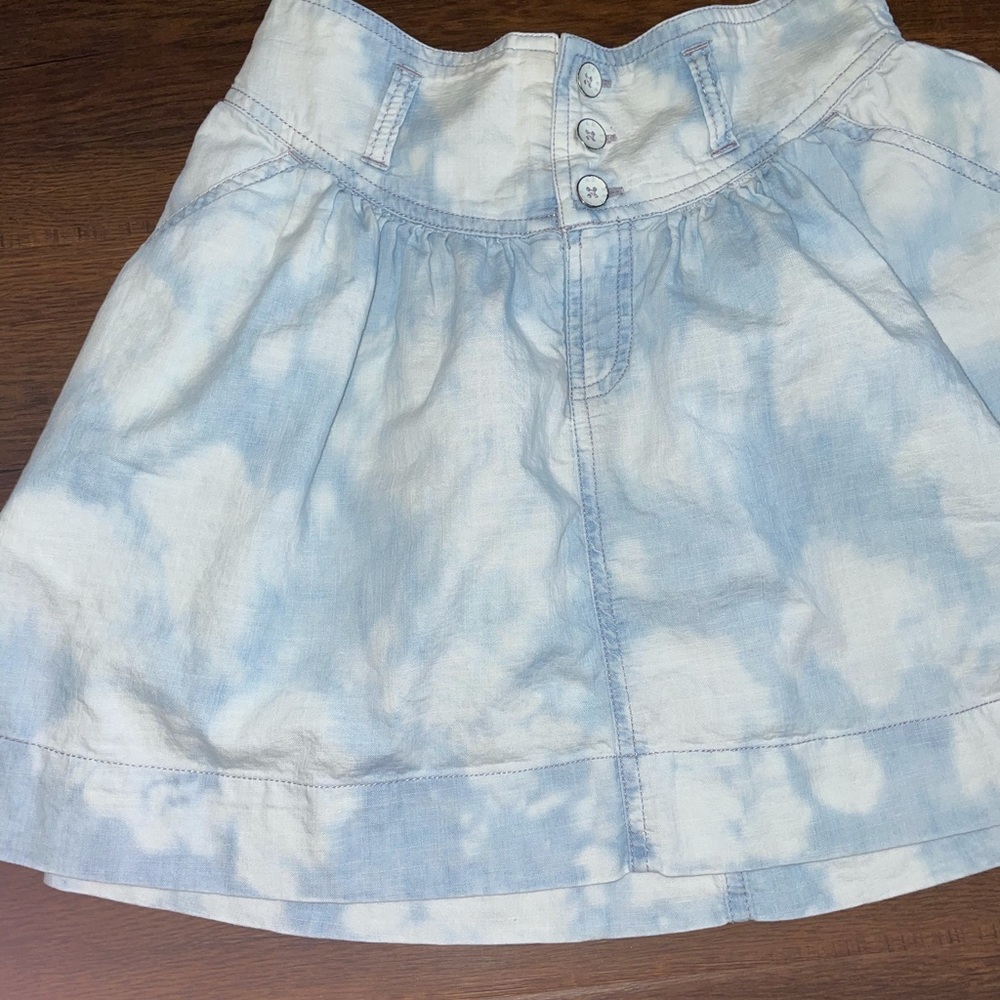 American Eagle Skirt - Picture 2 of 9